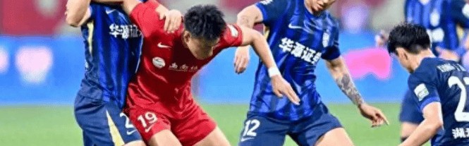 博鱼官网-十人作战2-1登顶！重庆铜梁龙5轮11分，这升班马把中超打懵了