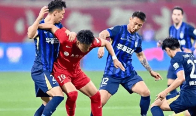 博鱼官网-十人作战2-1登顶！重庆铜梁龙5轮11分，这升班马把中超打懵了