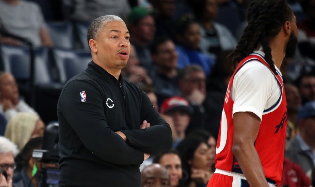 博鱼-上不去下不来！快船正式无缘前六 携手开拓者、勇士锁定附加赛