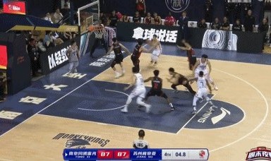 博鱼平台-【人物】从鹭岛少年到同曦新核 19岁葳少的林疯狂